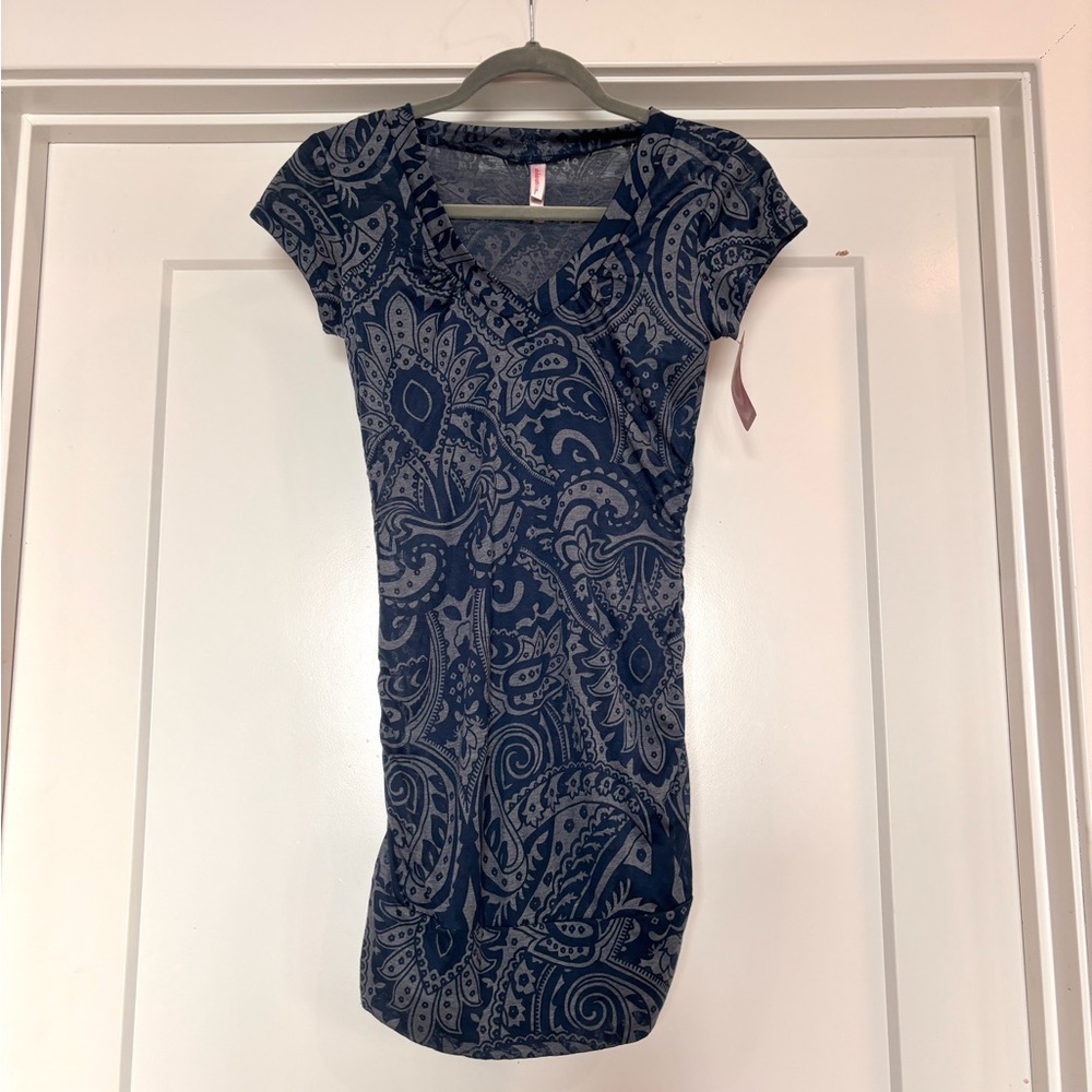 Vintage Y2K Xhilaration Paisley Sheer Stretch Ruched Cap Sleeve Tunic Top M NWT
